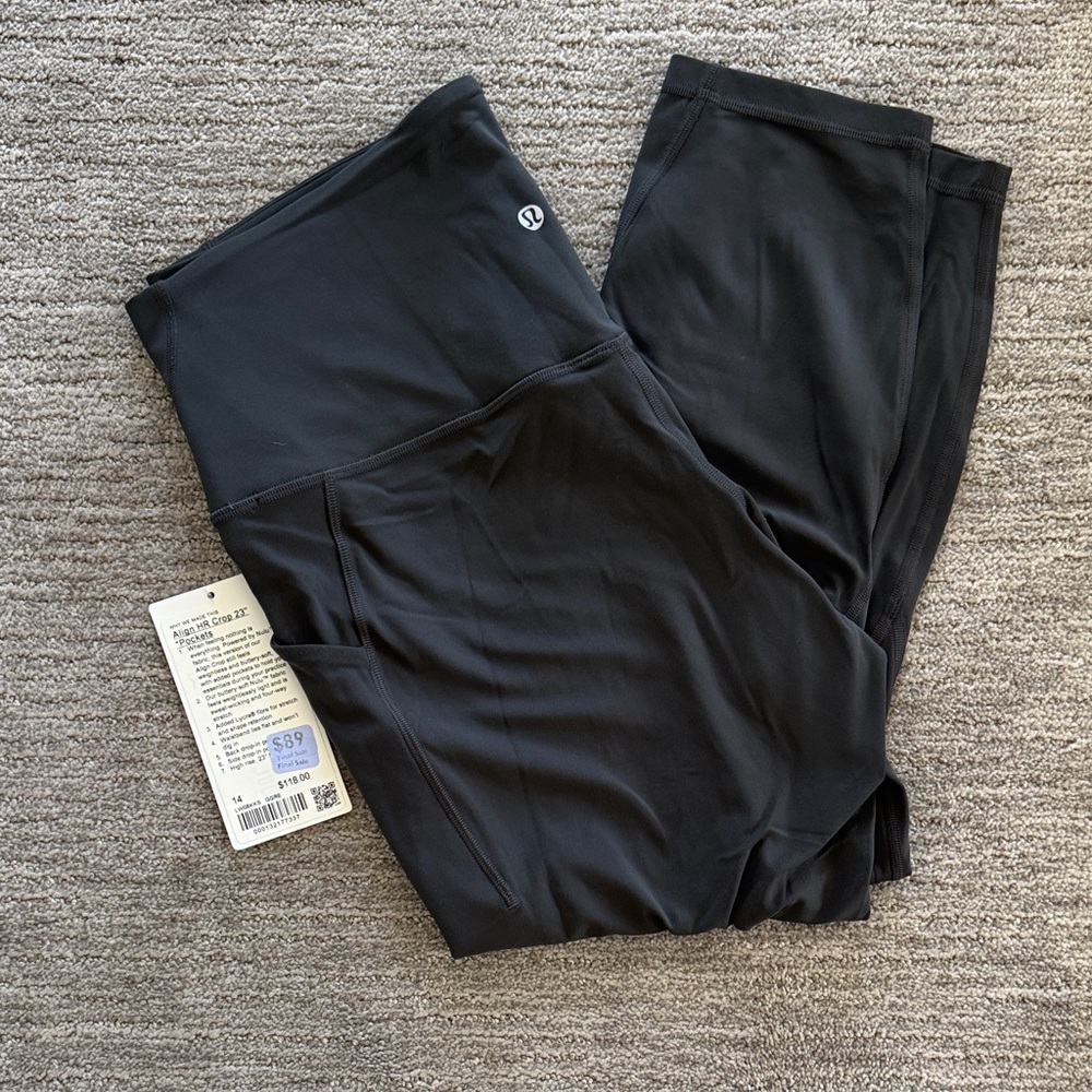 BNWT Lululemon Align HR Crop 23” leggings with pockets. Charcoal gray. Size 14